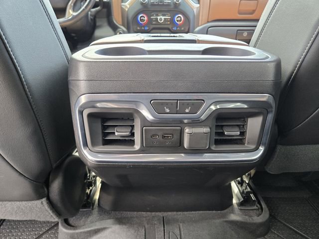 Used 2020 Chevrolet Silverado 1500 High Country w/ Technology Package image 16