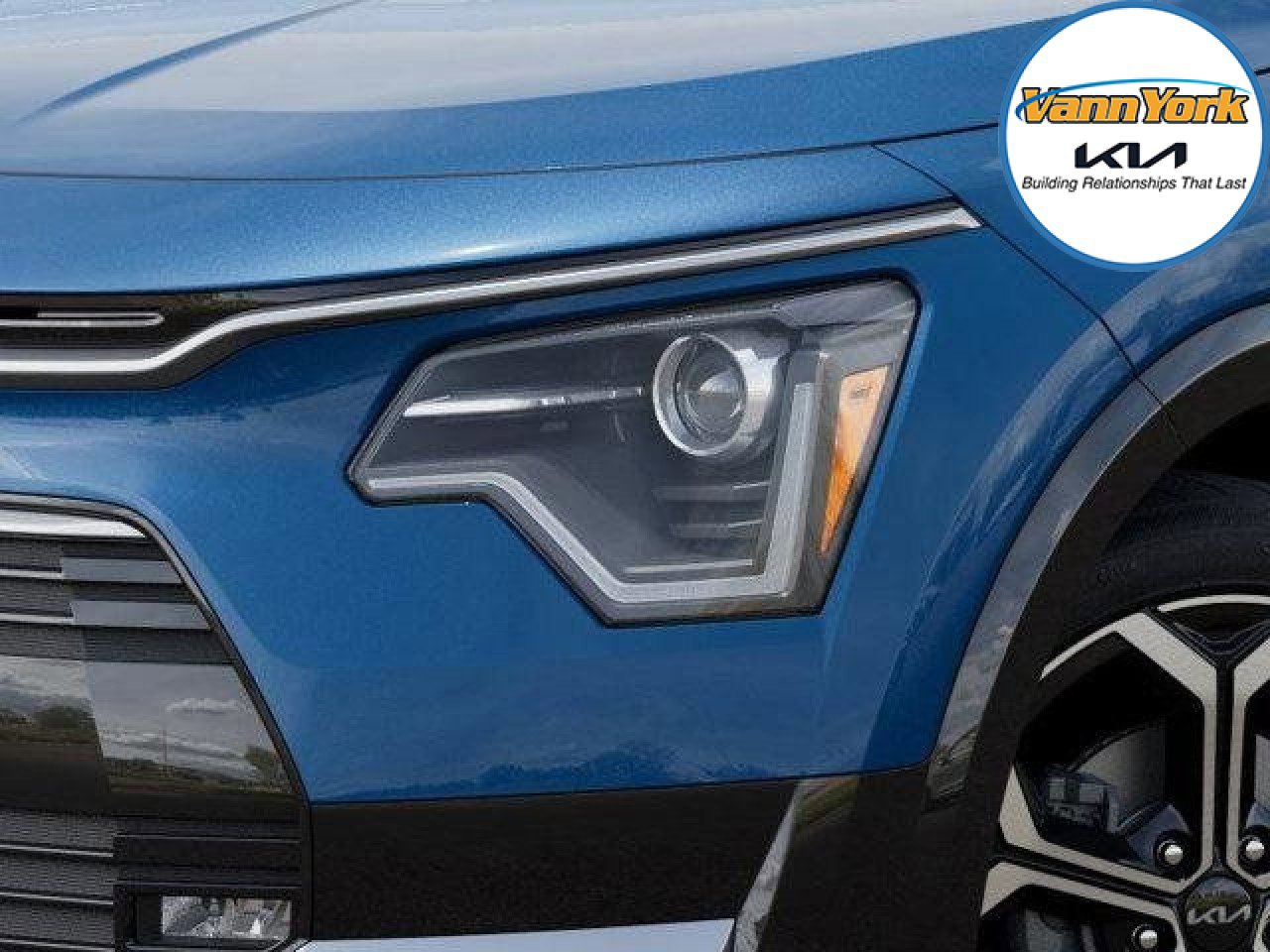 New 2025 Kia Niro EX Touring image 8