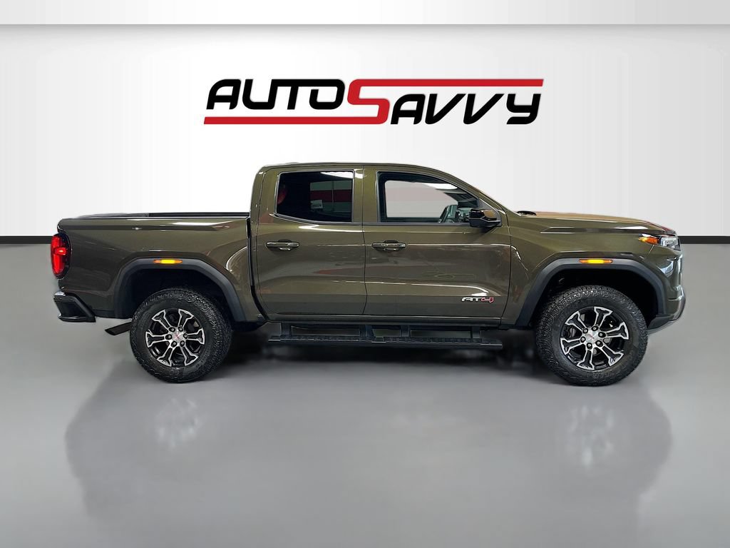 Used 2023 GMC Canyon AT4 w/ AT4 Premium Package AWD/4WD image 8
