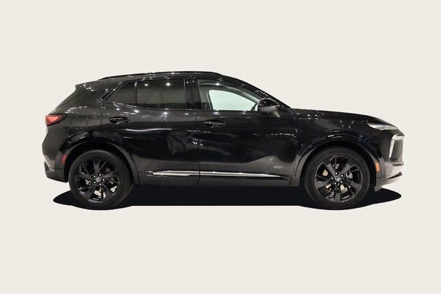 Used 2024 Buick Envision Sport Touring image 4