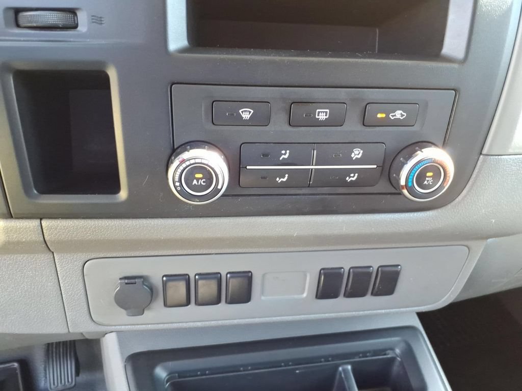 Used 2017 Nissan NV 3500 S w/ Power Package RWD image 11