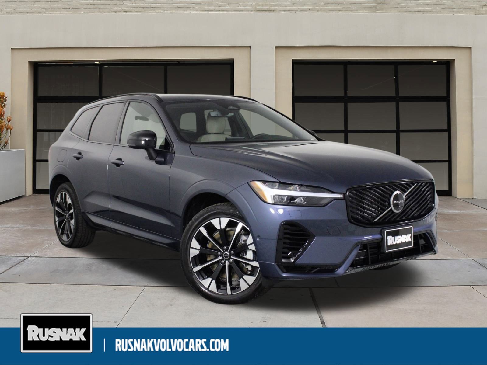New 2026 Volvo XC60 T8 Plus w/ Protection Package Premier