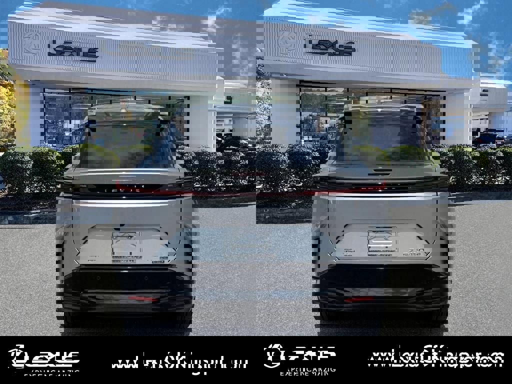 Used 2023 Lexus RZ 450e Premium w/ Accessory Package (Z1) image 4