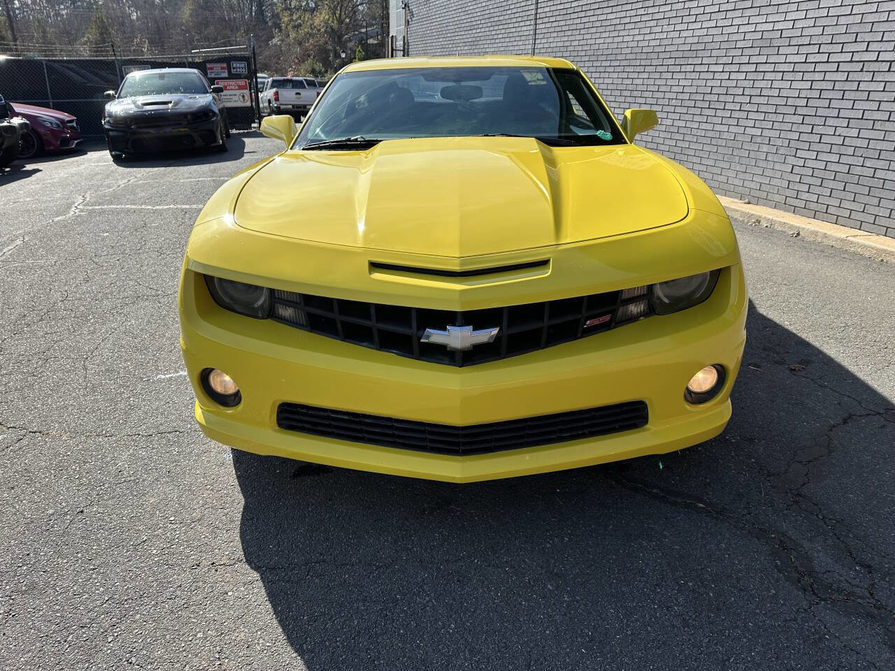 Used 2011 Chevrolet Camaro SS image 2