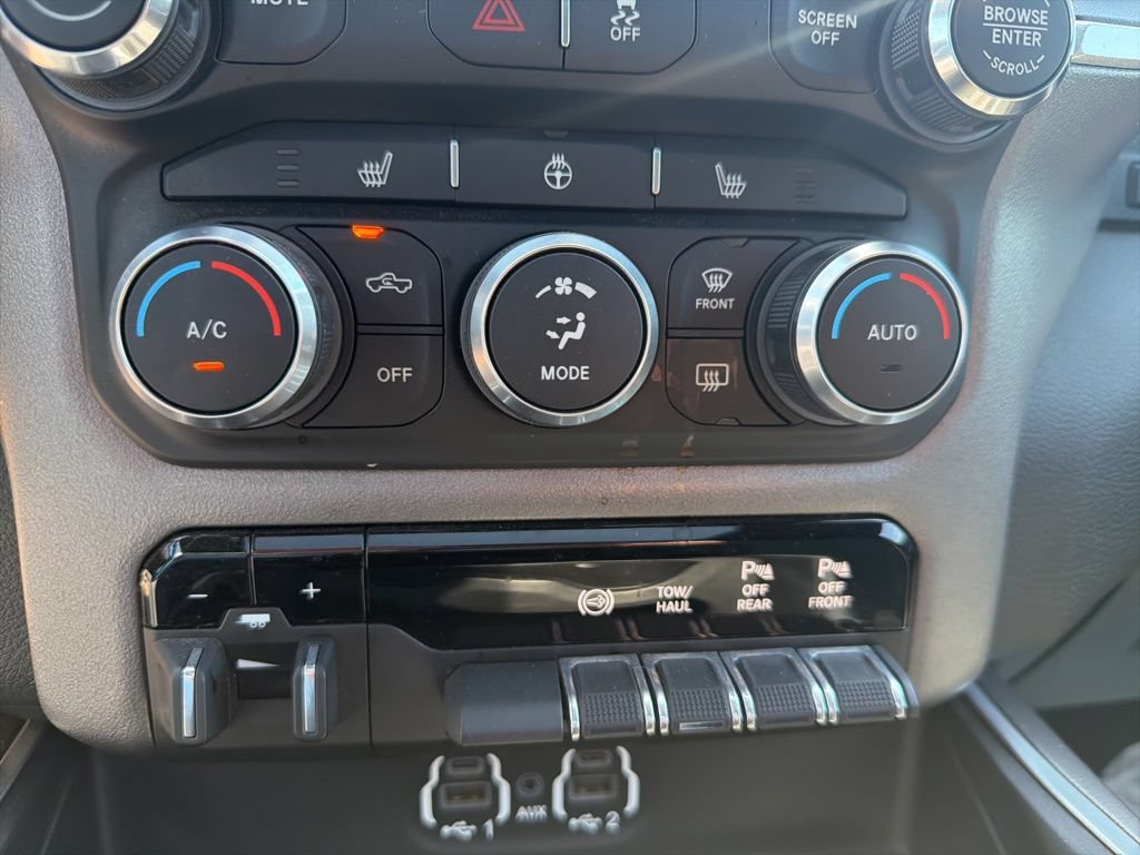 Used 2023 RAM 3500 Big Horn w/ Level 2 Equipment Group AWD/4WD image 18
