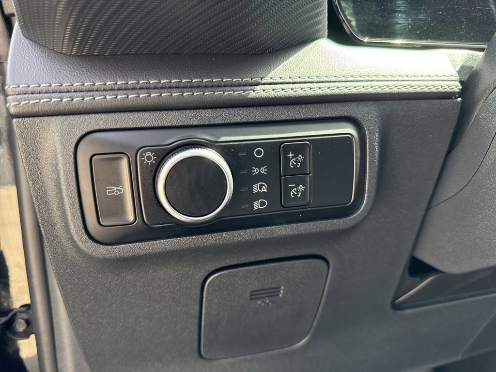 Used 2024 Ford Mustang Premium RWD image 24