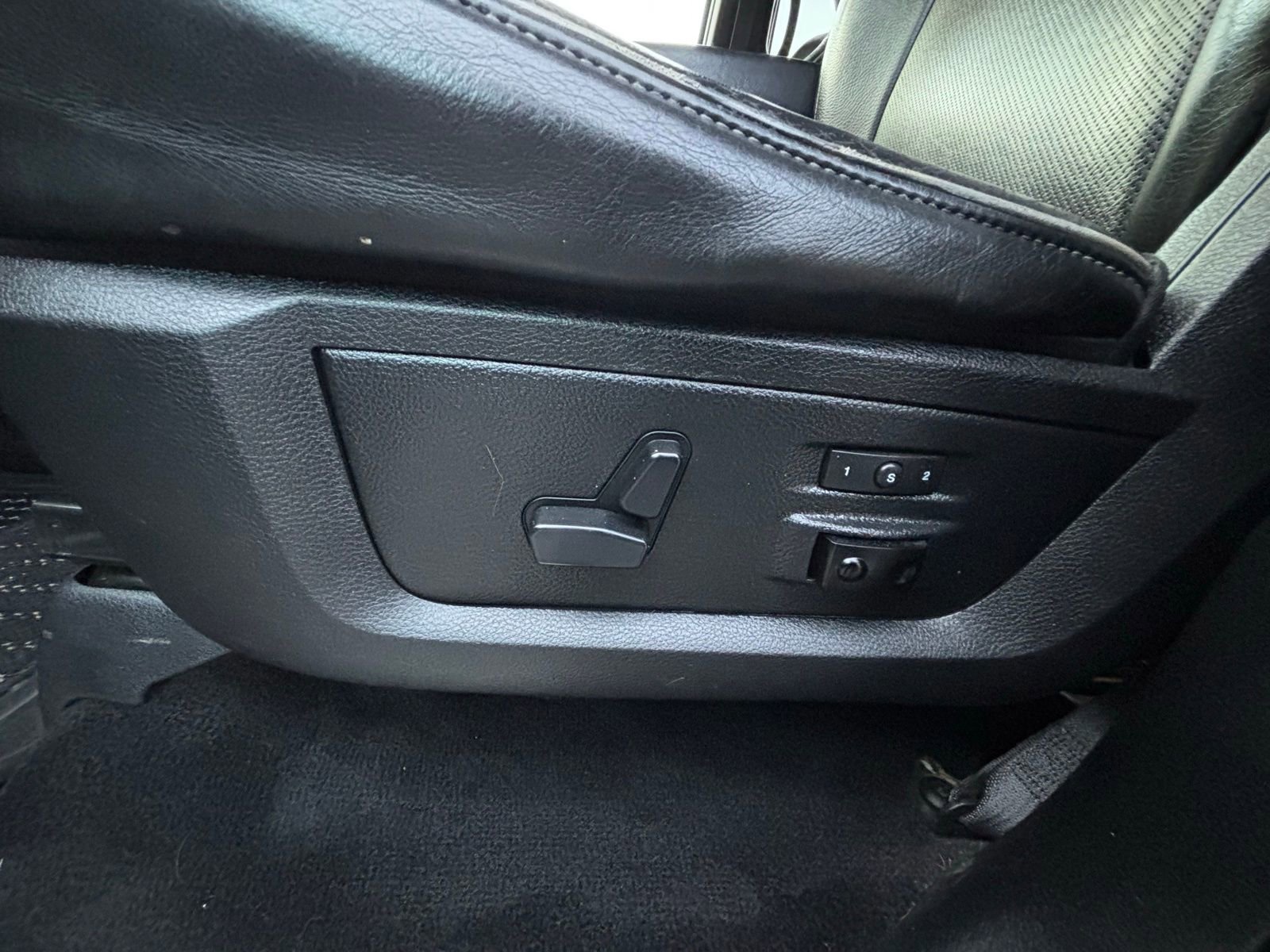 Used 2017 RAM 1500 Limited AWD/4WD image 13