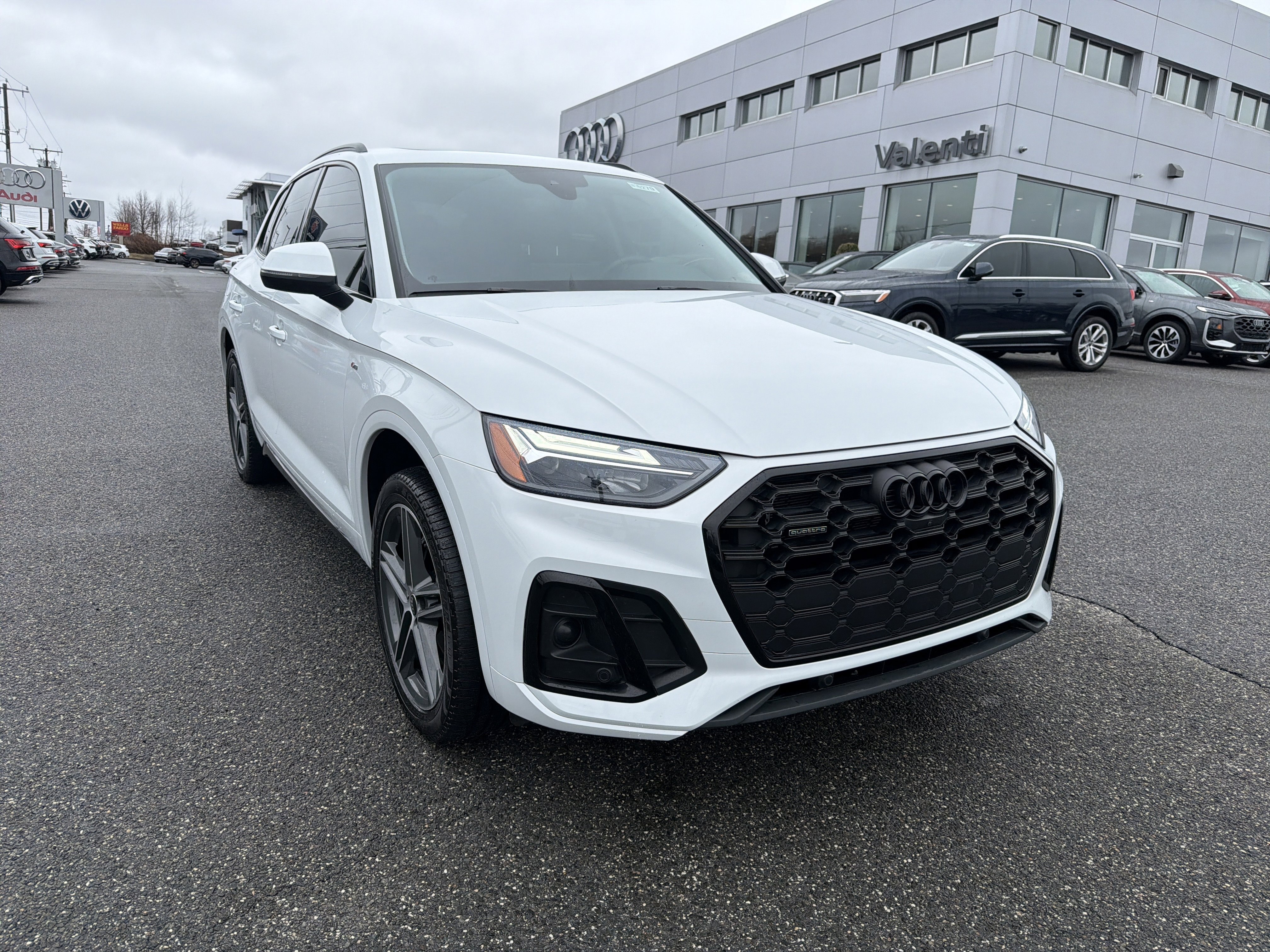 Certified 2023 Audi Q5 e Premium Plus w/ Premium Plus Package image 1