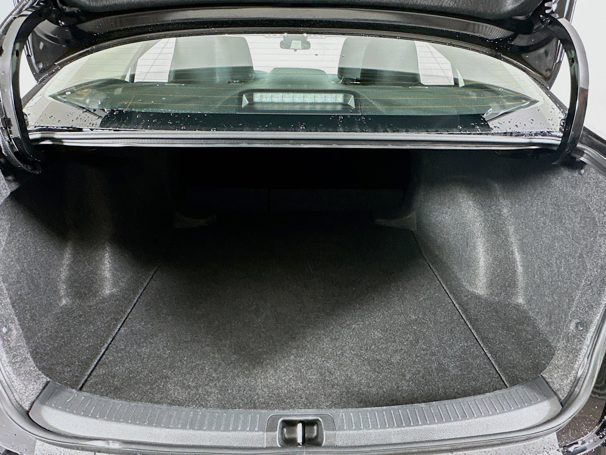 Used 2025 Toyota Corolla LE image 27