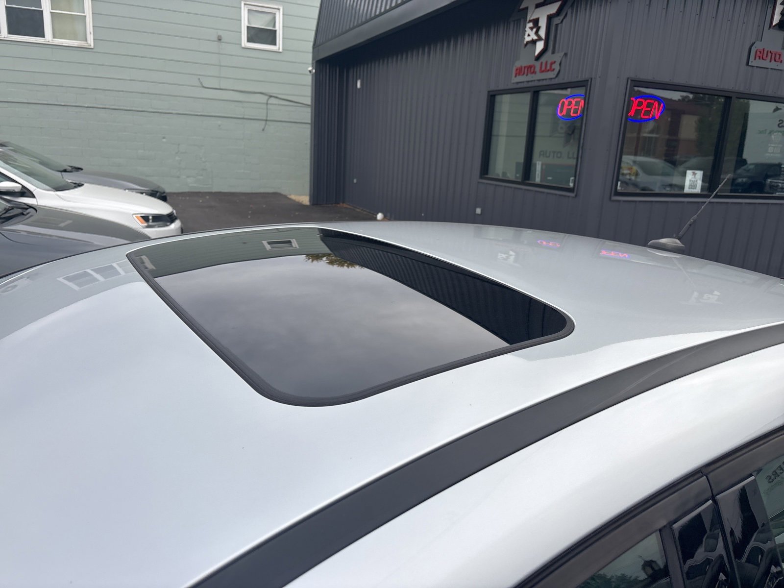 Used 2016 Ford Focus SE image 11