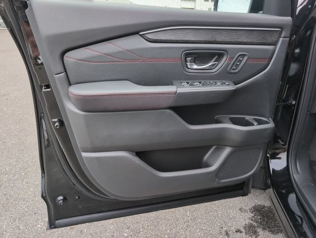 New 2026 Honda Pilot Black Edition image 19