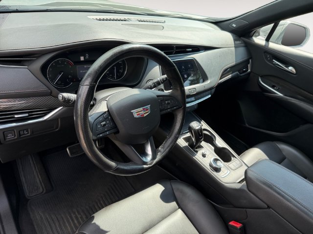 Used 2019 Cadillac XT4 Sport w/ Cold Weather Package AWD/4WD image 12