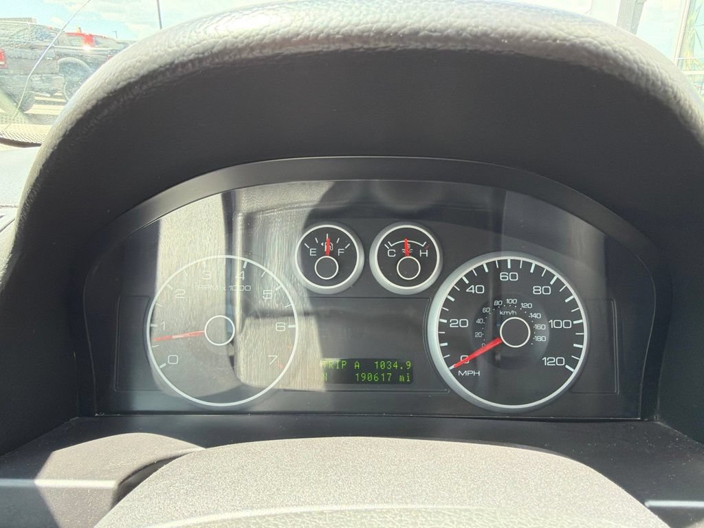 Used 2009 Ford Fusion SE FWD image 16
