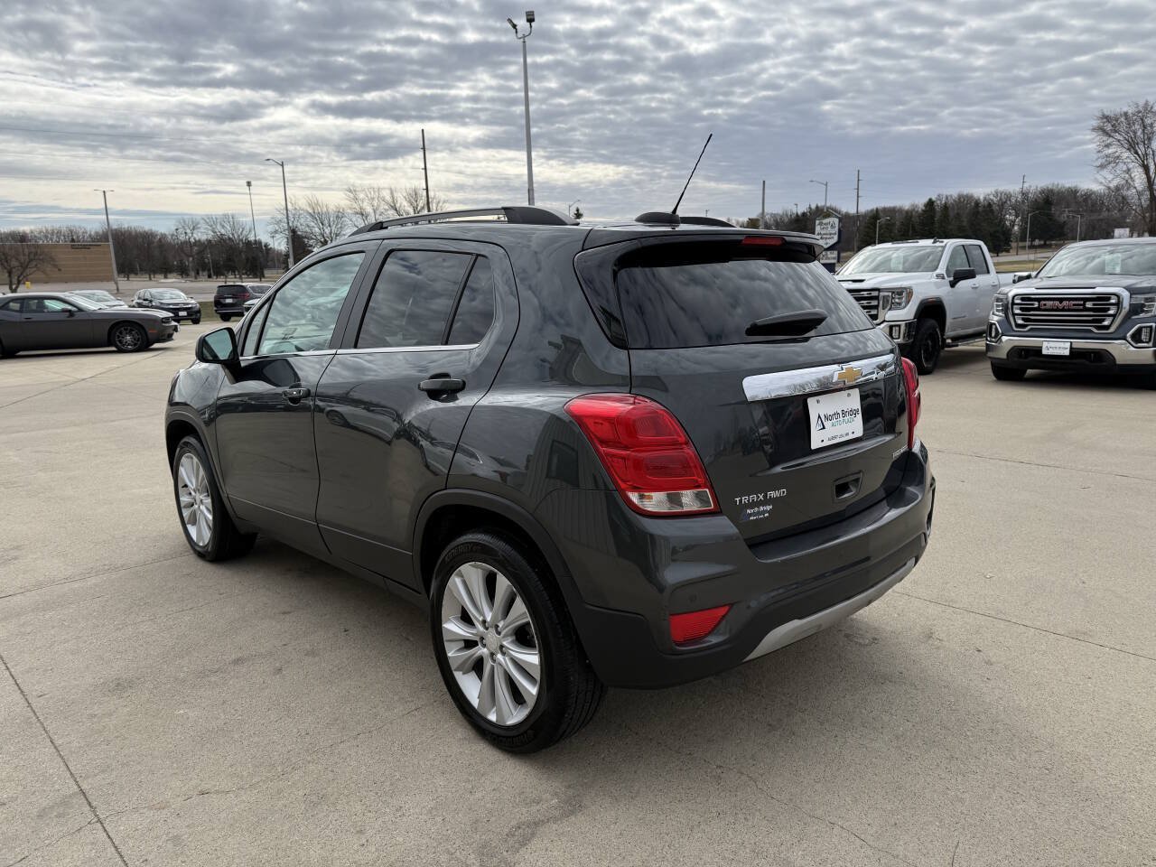 Used 2020 Chevrolet Trax Premier AWD/4WD image 3