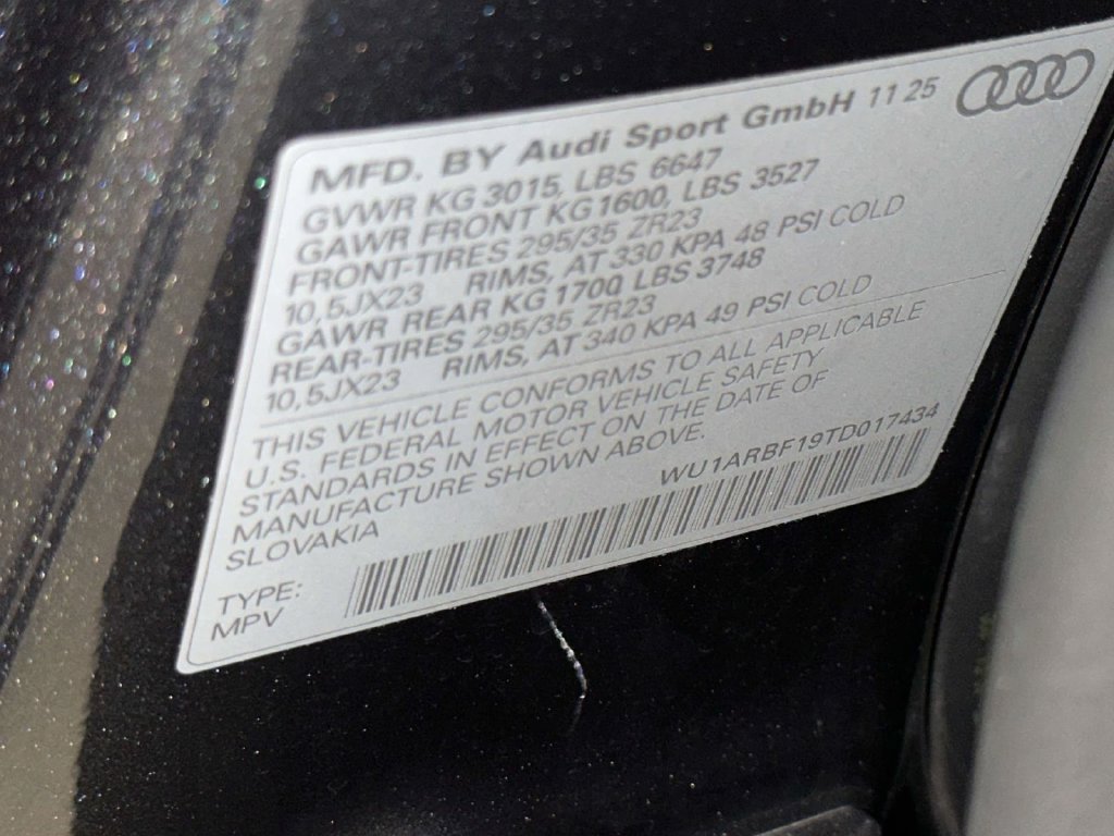 Used 2026 Audi RS Q8 performance AWD/4WD image 23