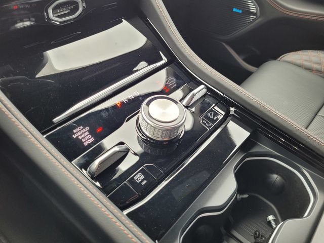 New 2026 Jeep Grand Cherokee Summit AWD/4WD image 11