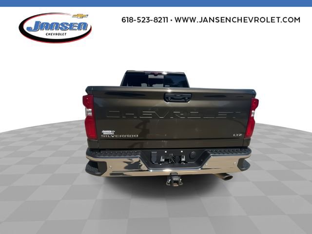 Used 2022 Chevrolet Silverado 2500 LTZ w/ LTZ Premium Package AWD/4WD image 7