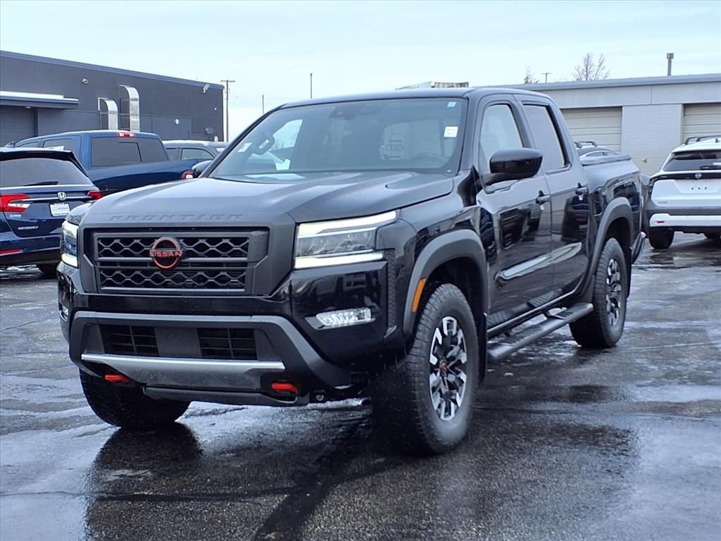 Used 2022 Nissan Frontier PRO-4X w/ Off-Road Protection Package image 2