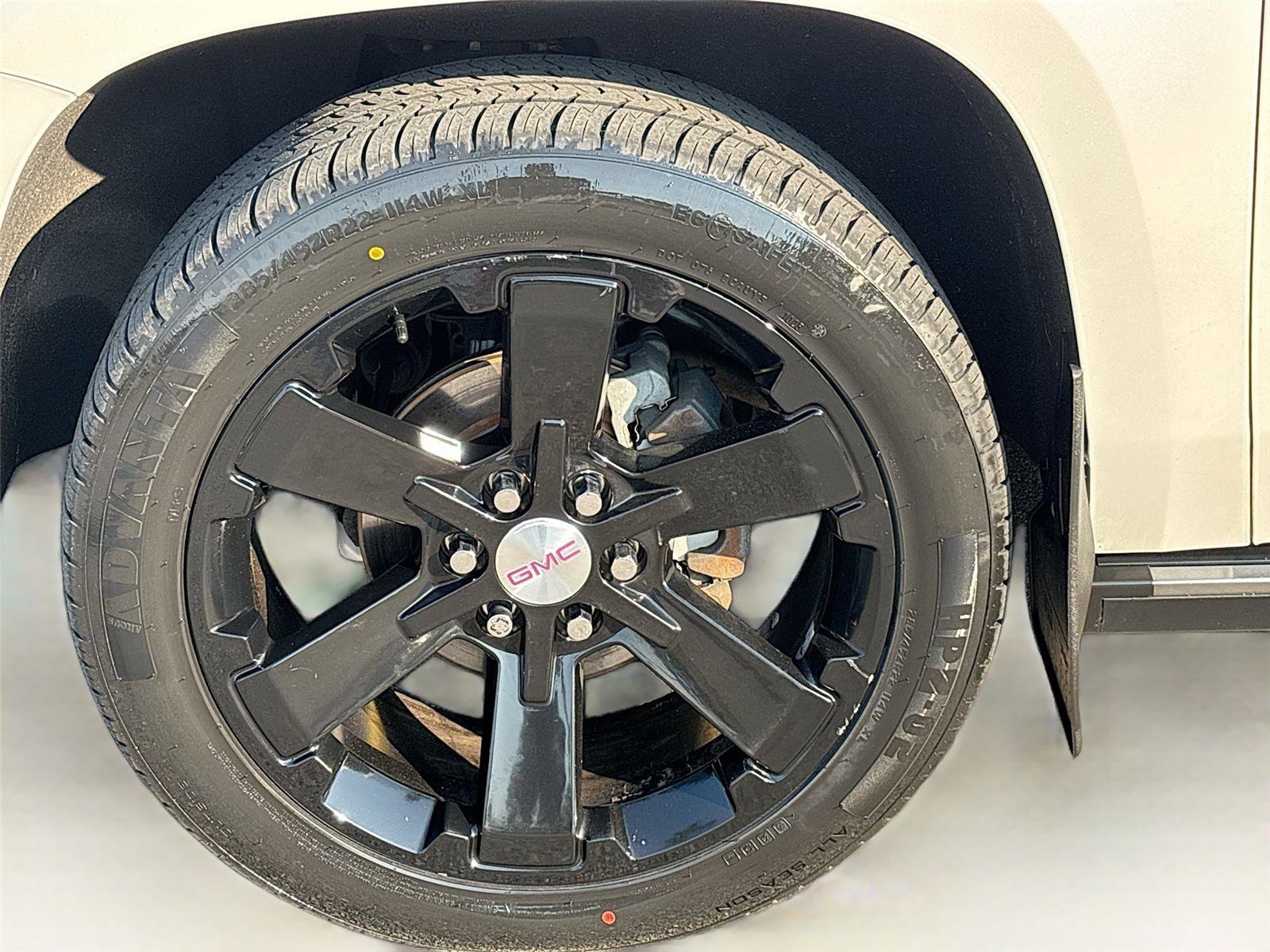 Used 2016 GMC Yukon Denali image 34