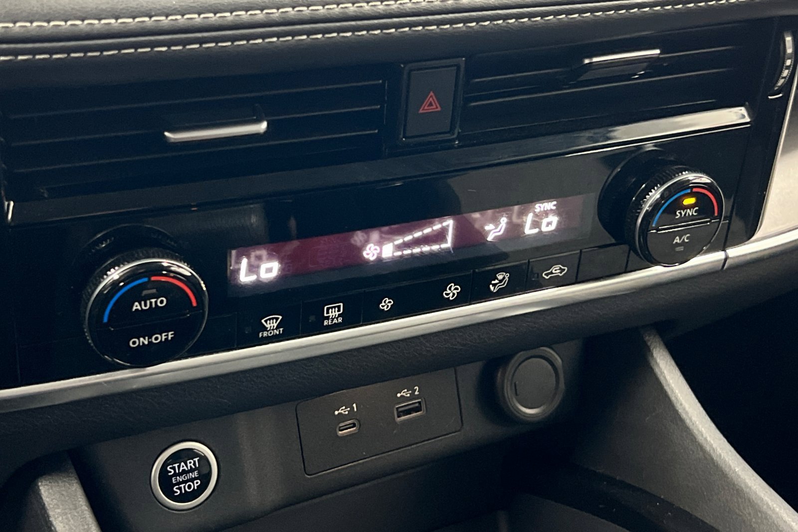 Used 2022 Nissan Rogue SV image 18