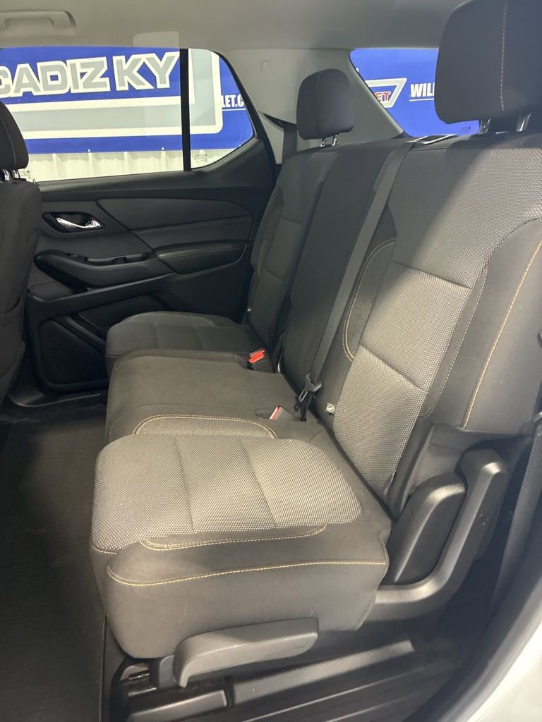Used 2020 Chevrolet Traverse LS image 32