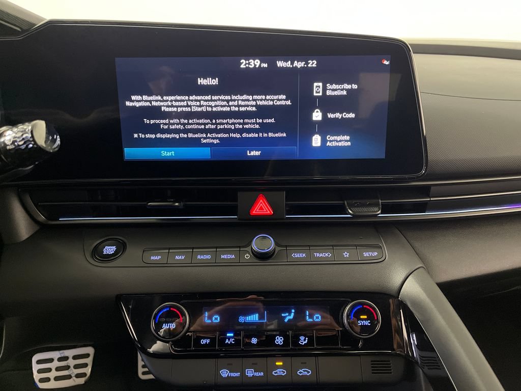 New 2026 Hyundai Elantra SEL FWD image 22