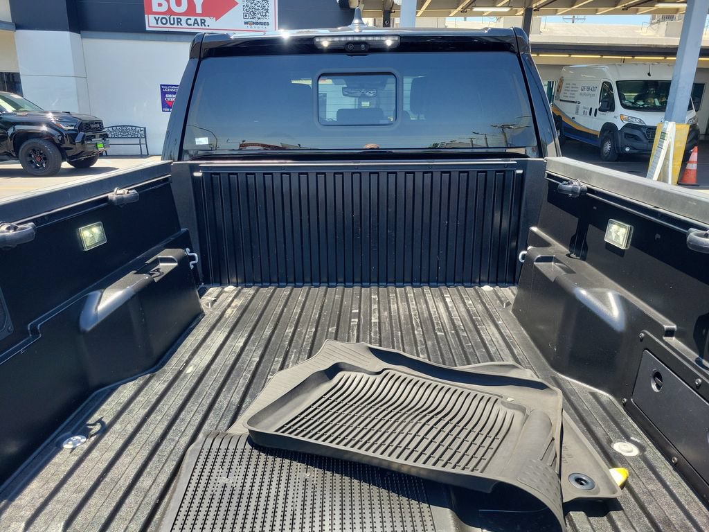 Used 2024 Toyota Tacoma TRD Off-Road w/ TRD Off Road Premium Package AWD/4WD image 10