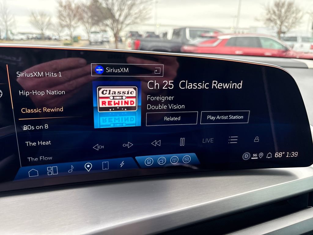 New 2026 Cadillac Vistiq Luxury image 30