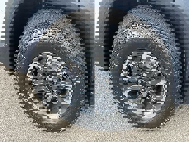 New 2026 Chevrolet Equinox ACTIV w/ Convenience Package III image 8