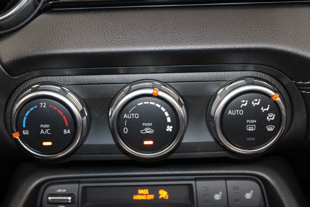 Used 2025 MAZDA MX-5 Miata RF Grand Touring image 38
