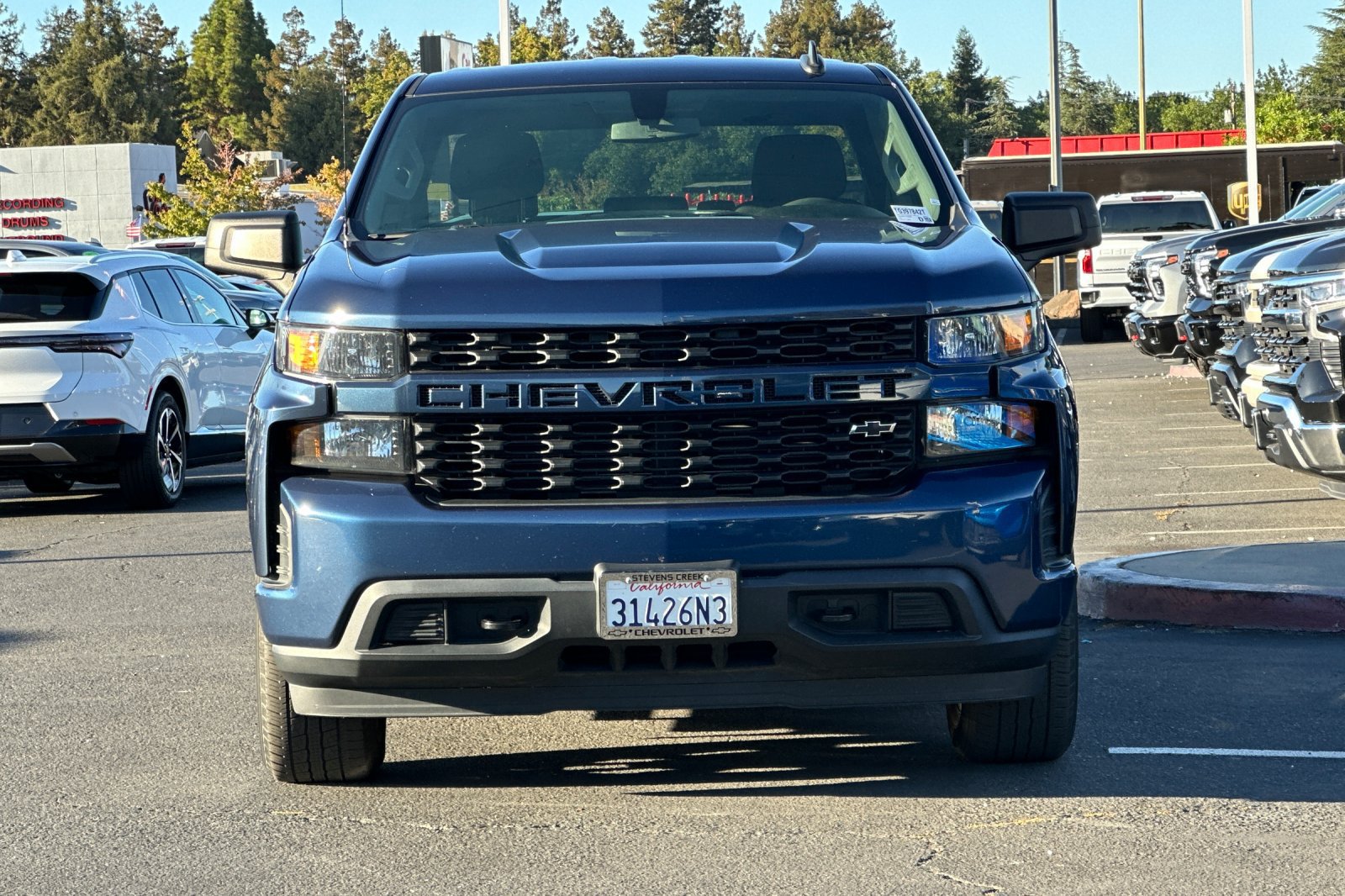 Used 2022 Chevrolet Silverado 1500 Custom w/ LPO, Dark Essentials Package RWD image 10