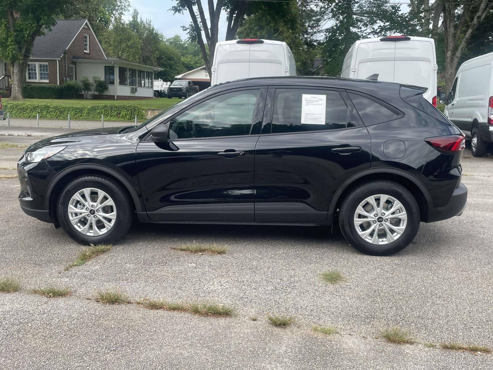 Used 2025 Ford Escape Active FWD image 8