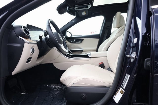 Used 2023 Mercedes-Benz C 300 4MATIC Sedan image 11