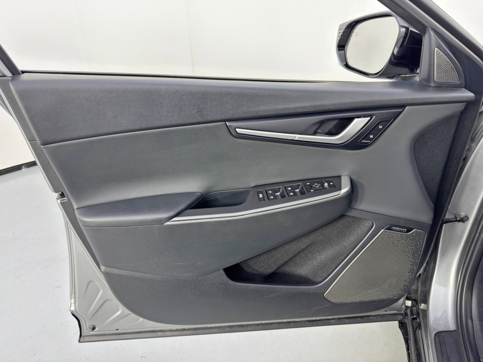 Used 2023 Kia EV6 Wind w/ Wind Technology Package image 40