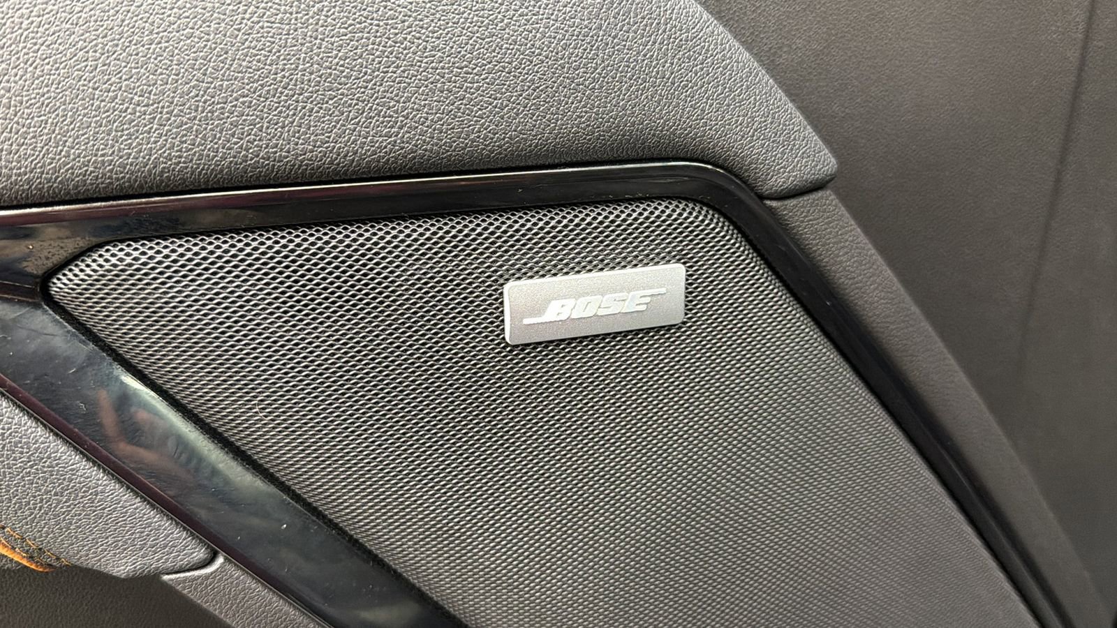 Used 2025 GMC Sierra 1500 AT4 w/ Technology Package image 32