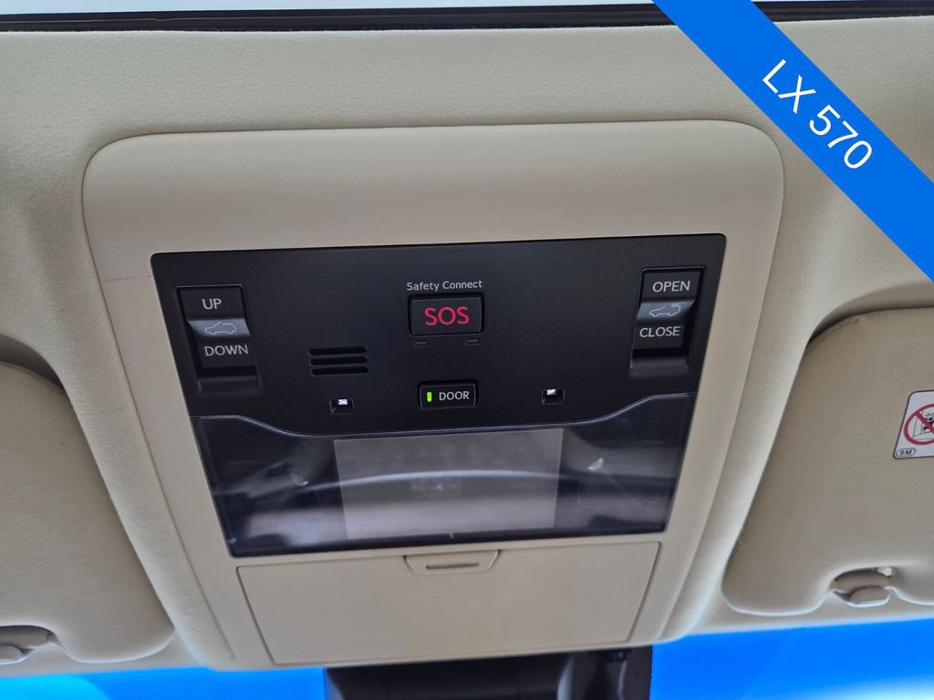 Used 2017 Lexus LX 570 4WD w/ Luxury Package image 28