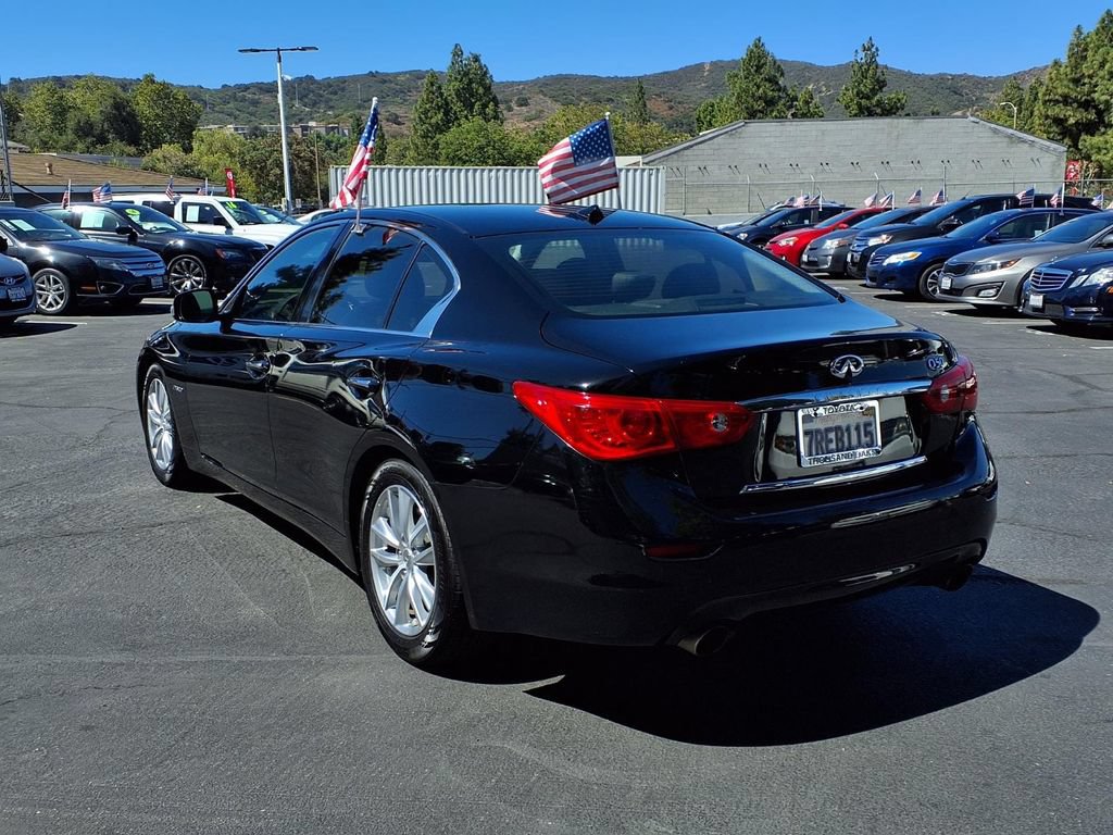 Used 2015 INFINITI Q50 Premium w/ Navigation Package RWD image 4