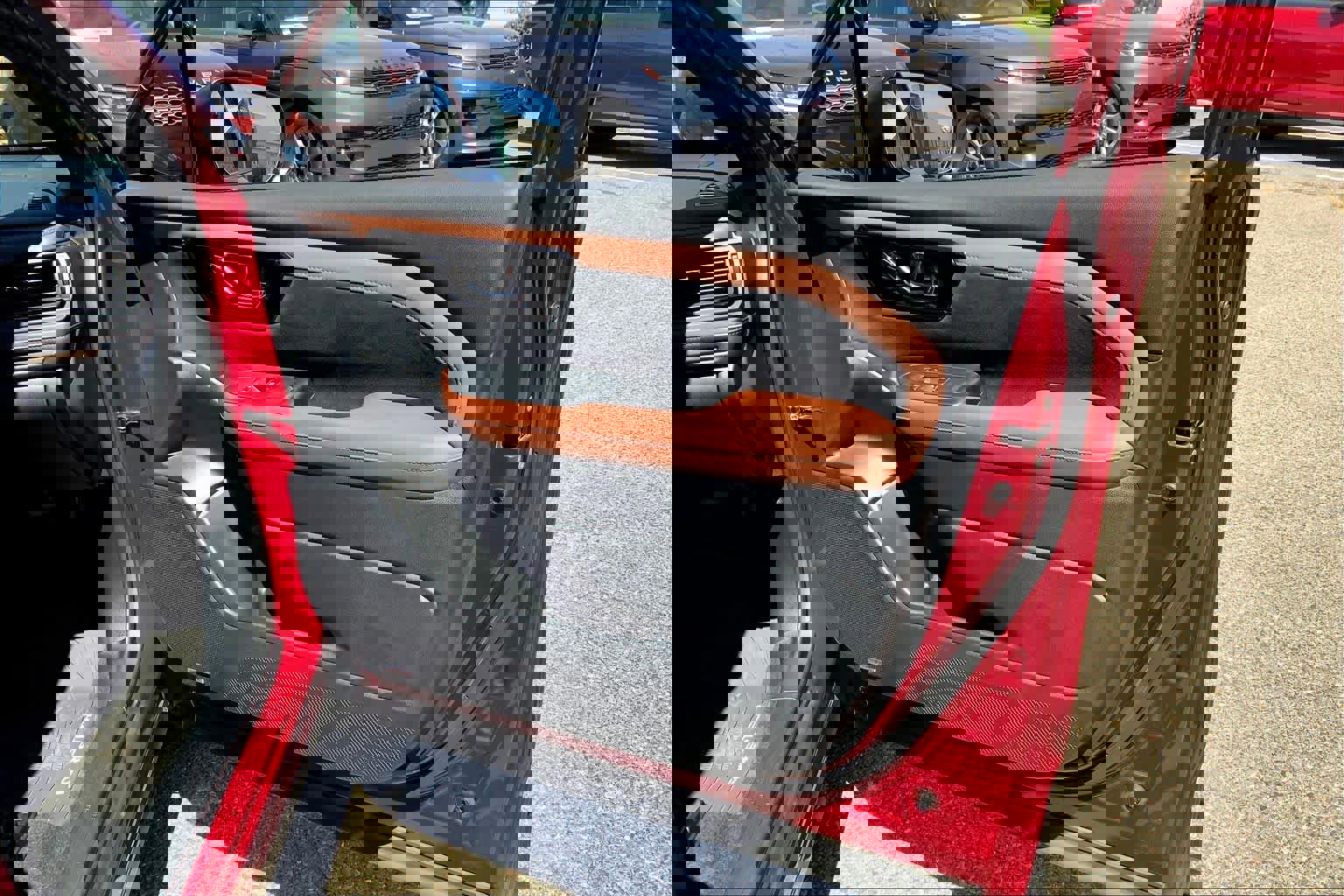 Used 2025 Subaru Forester Touring image 22