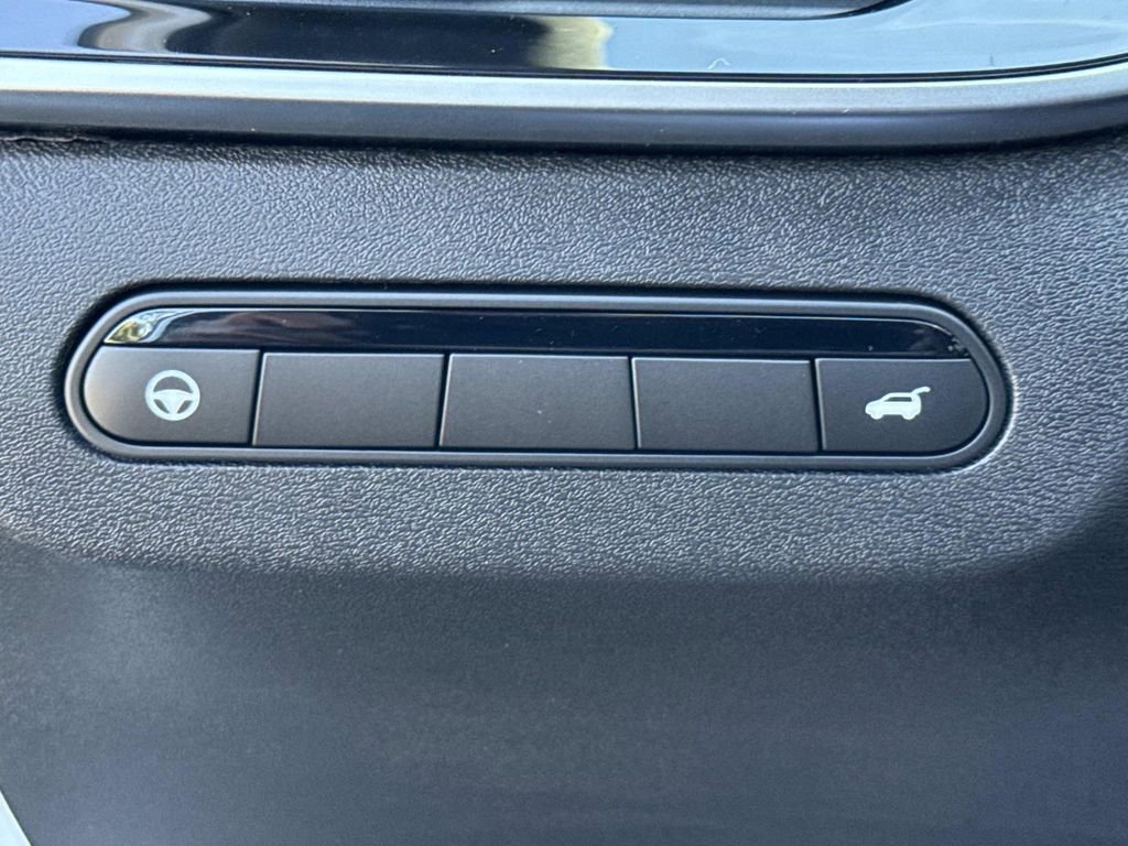 New 2026 INFINITI QX60 Luxe w/ Dark Cargo Package image 13