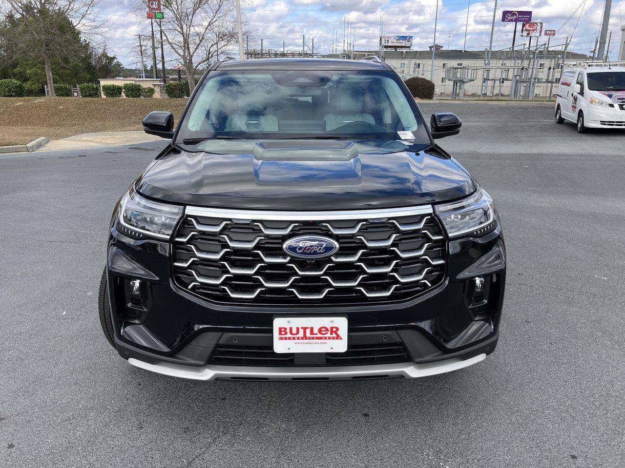 Used 2025 Ford Explorer Platinum w/ Ultimate Package image 8