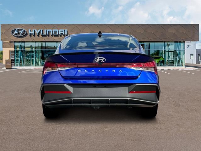 New 2025 Hyundai Elantra Sport image 6