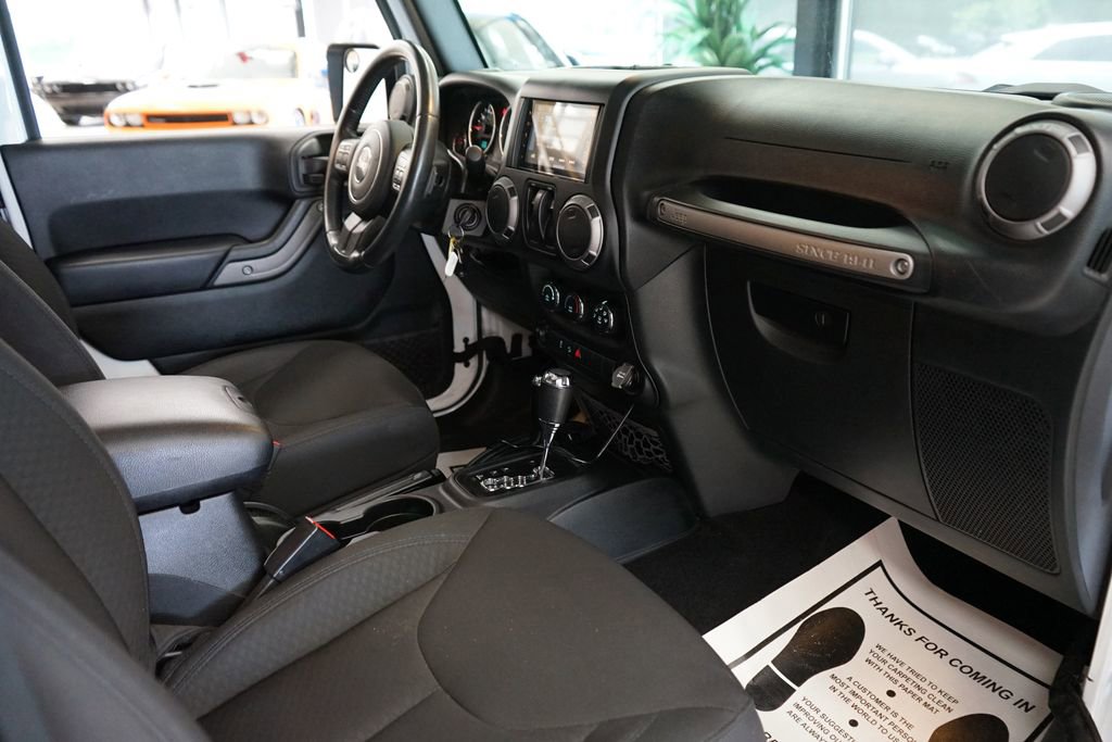 Used 2017 Jeep Wrangler Sport AWD/4WD image 39