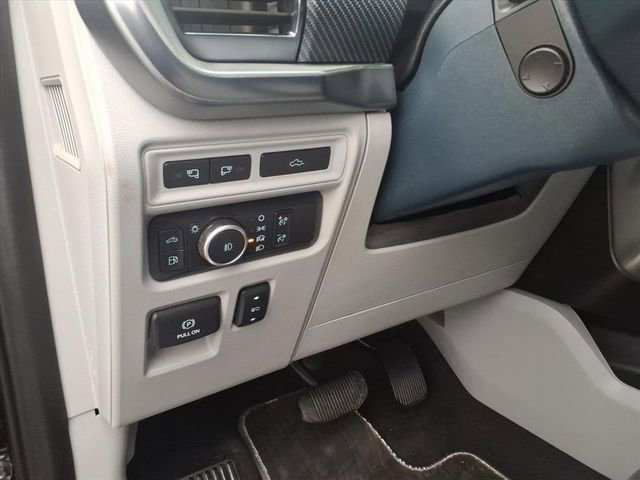 Used 2022 Ford F150 Limited image 15