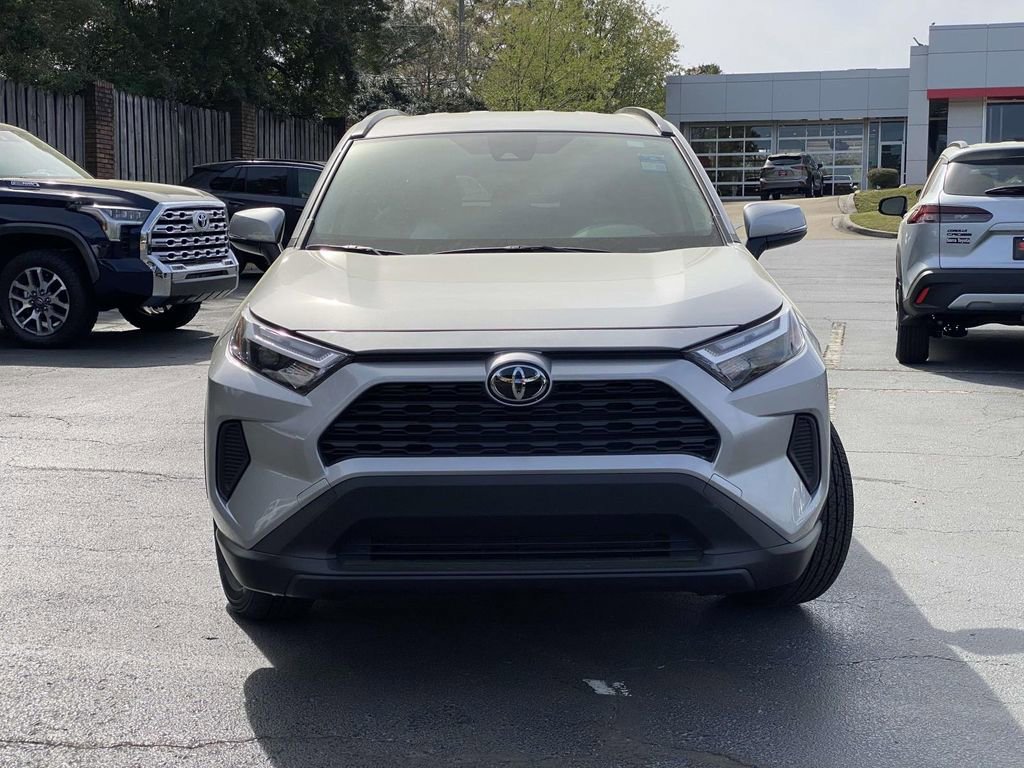 Used 2025 Toyota RAV4 XLE AWD/4WD image 24