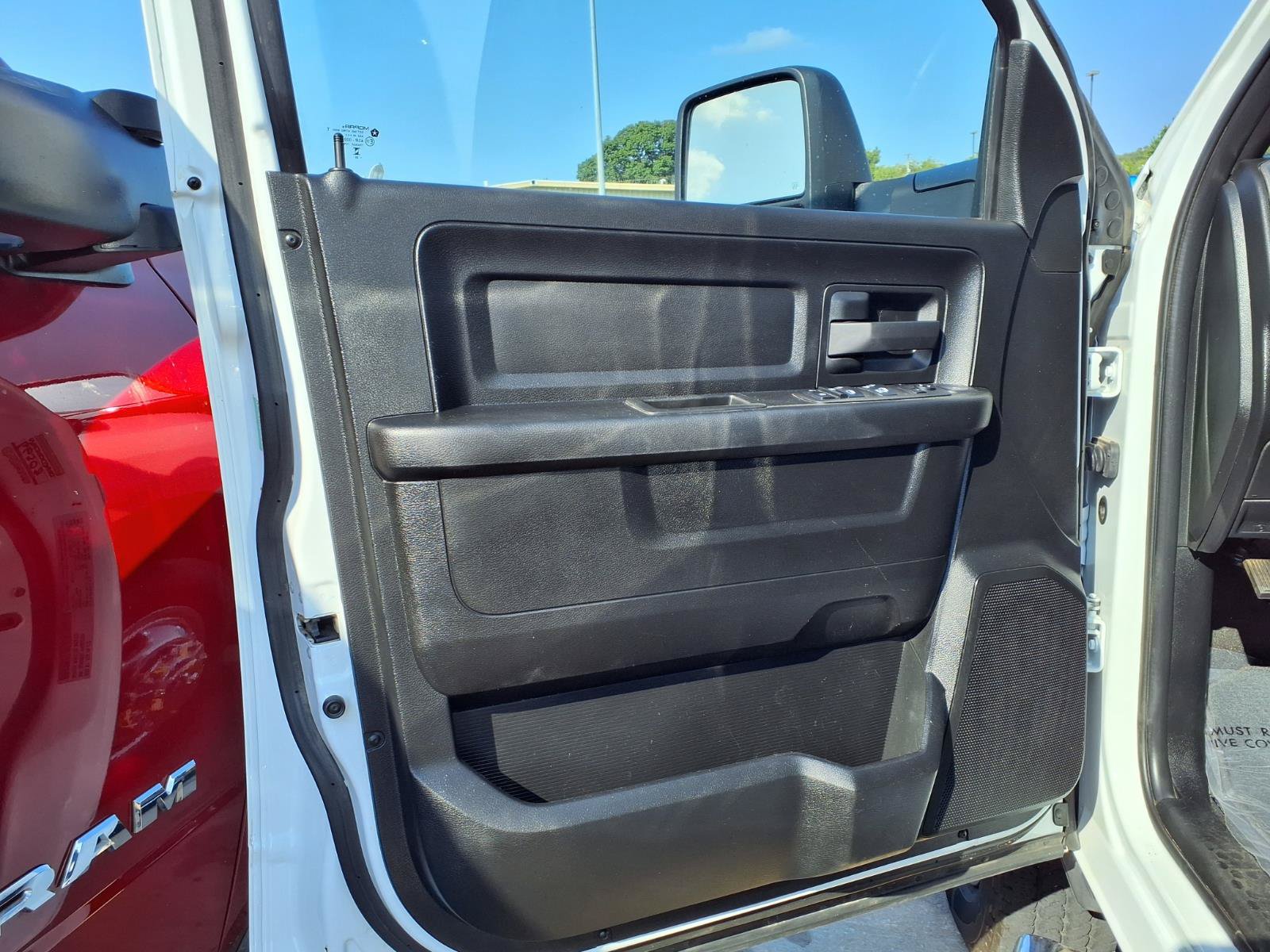 Used 2023 RAM 3500 Tradesman AWD/4WD image 17