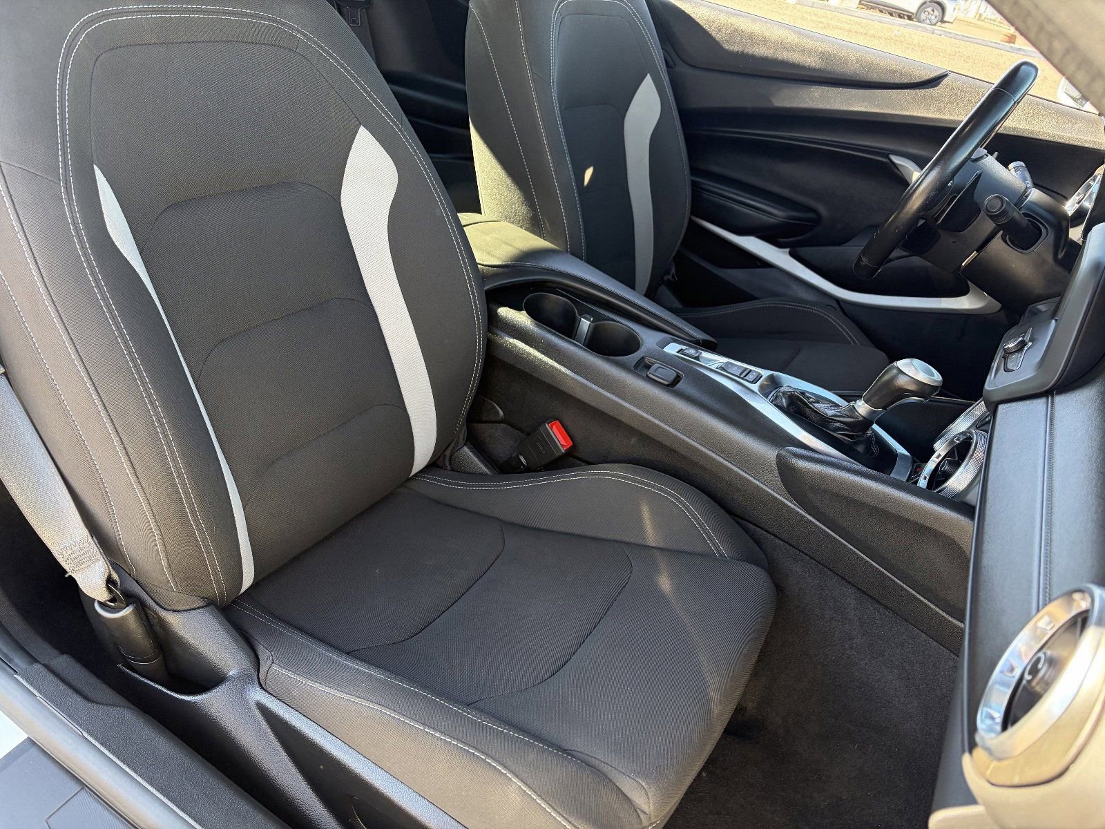 Used 2023 Chevrolet Camaro LT image 11