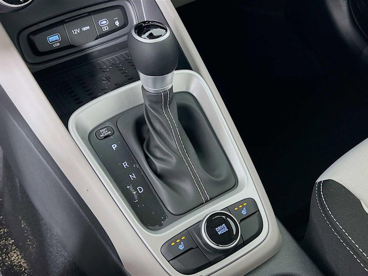 New 2026 Hyundai Venue SEL FWD image 12
