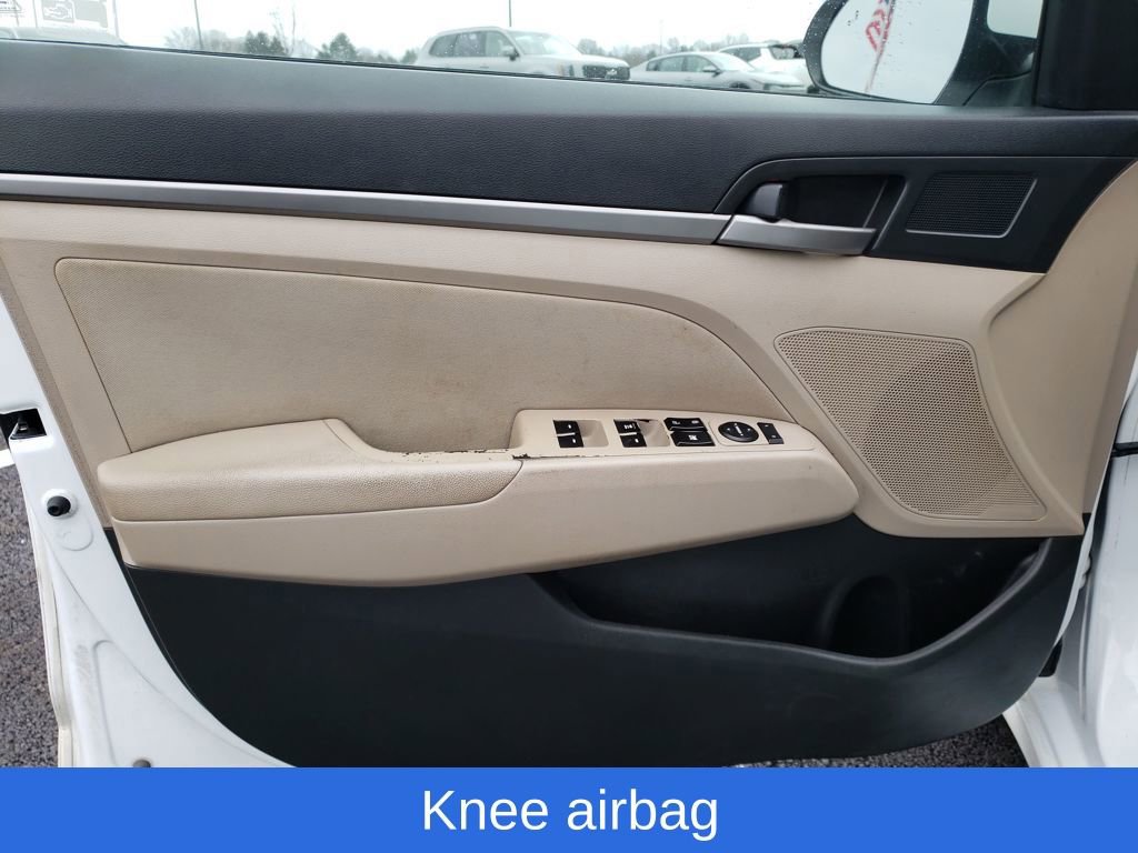 Used 2018 Hyundai Elantra SEL w/ Cargo Package image 16