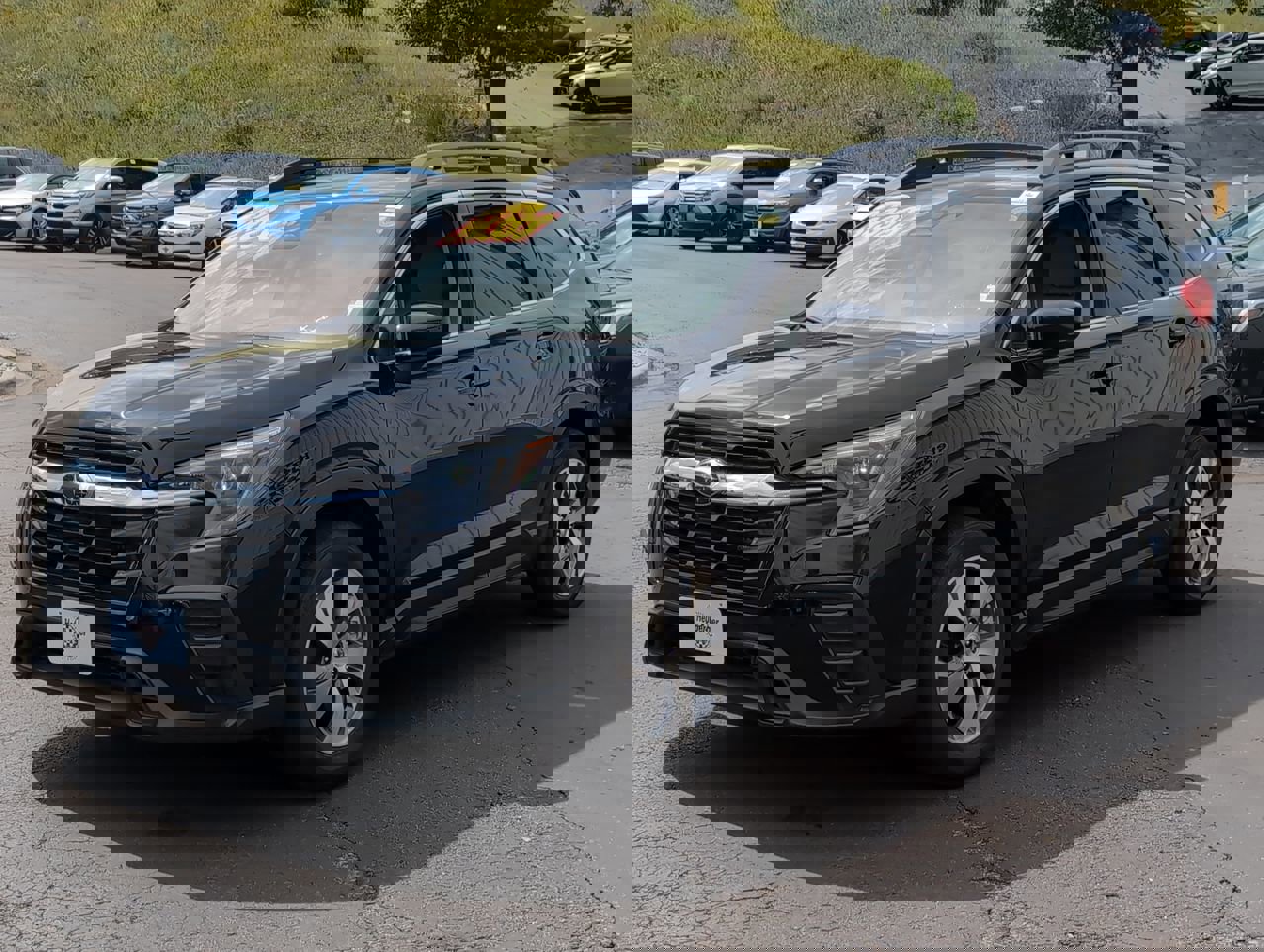 Used 2024 Subaru Ascent Premium w/ Convenience Package image 3