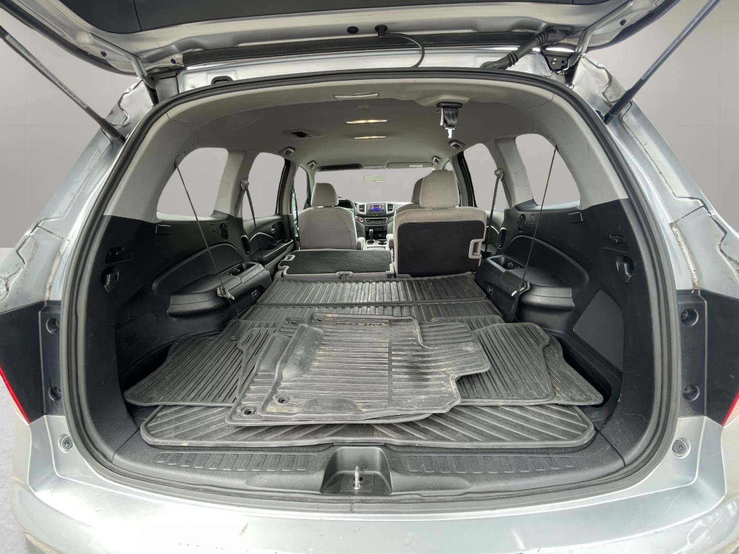 Used 2018 Honda Pilot LX image 19